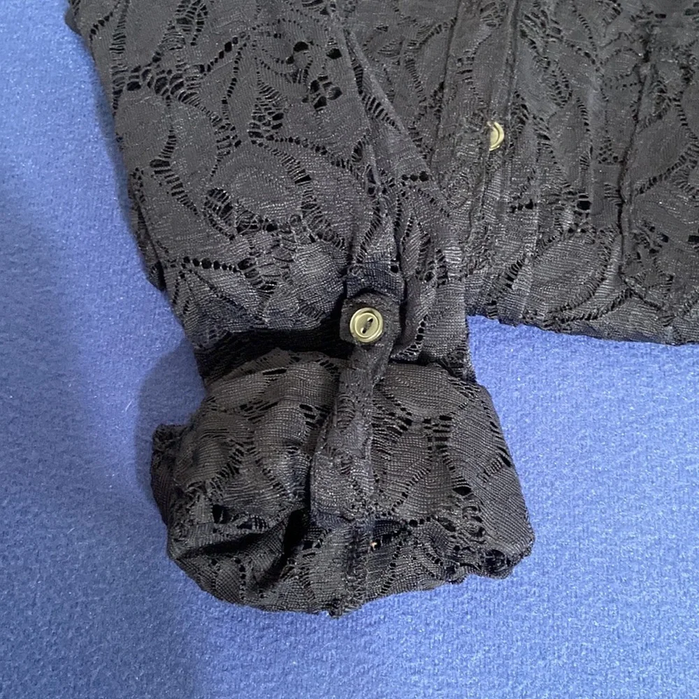 Aeropostale lace button down shirt - Picture 5 of 5